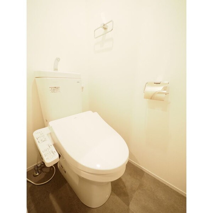 物件内観写真9　(トイレ)