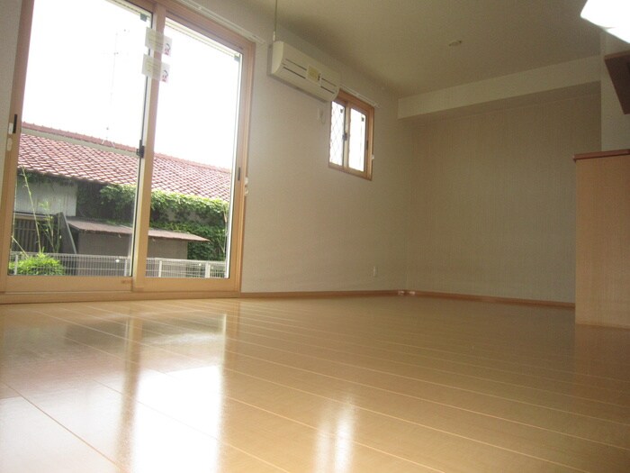 物件内観写真5　(居室)