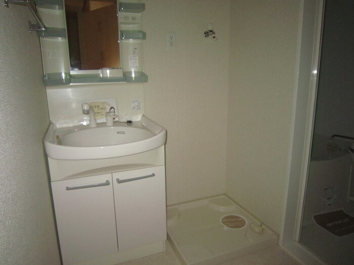 物件内観写真11　(洗面)