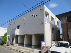 ドヌールⅤ草薙外観写真