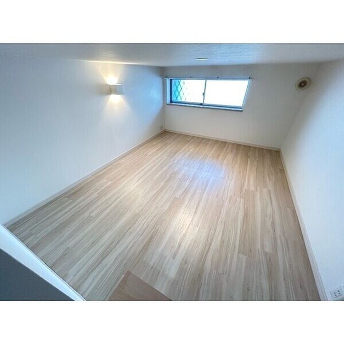 物件内観写真13　(居室)