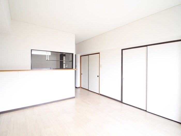 物件内観写真7　(居室)