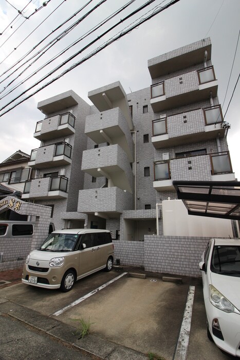 物件外観写真6　(外観写真)