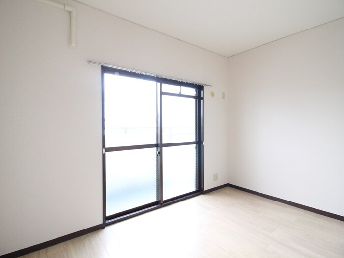 物件内観写真18　(居室)