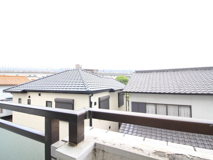 物件内観写真22　(室内からの展望)