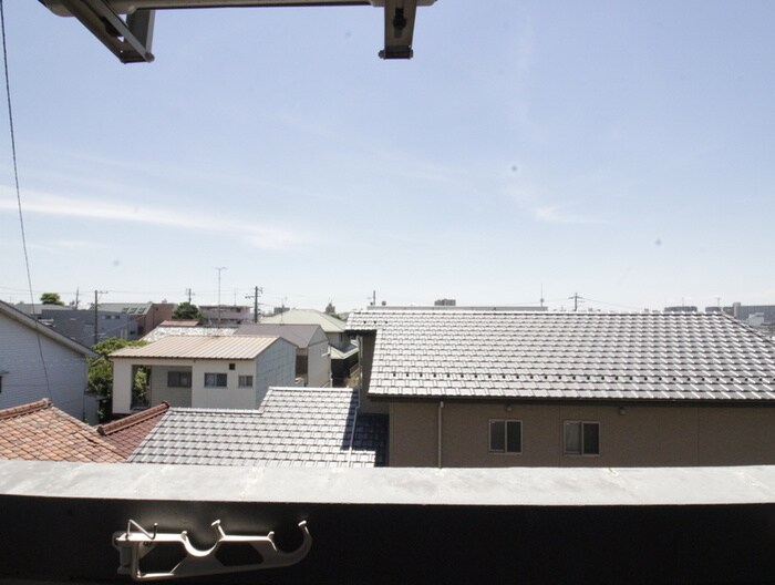 物件内観写真16　(室内からの展望)