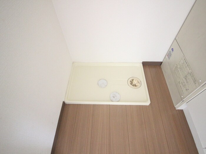 物件内観写真19　(洗濯機置場)