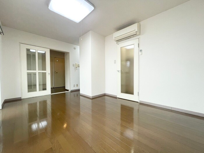 物件内観写真5　(居室)