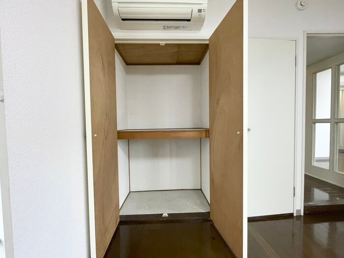 物件内観写真10　(収納)
