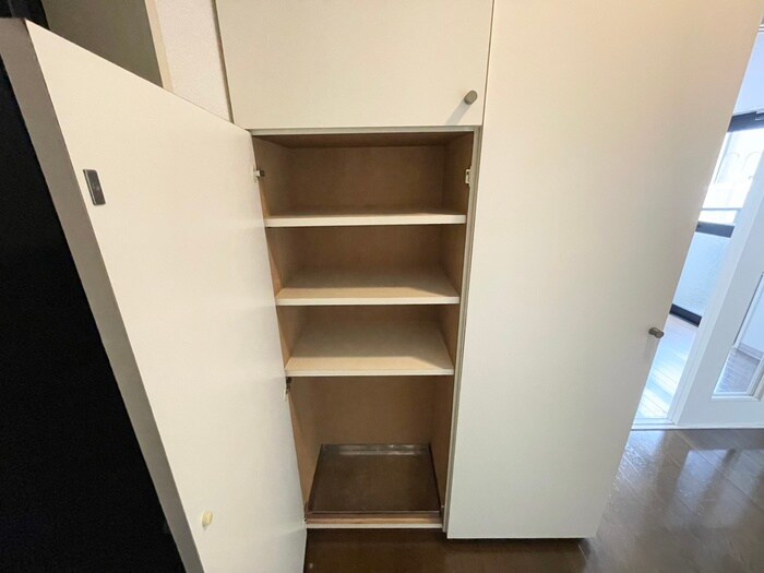 物件内観写真14　(靴箱)