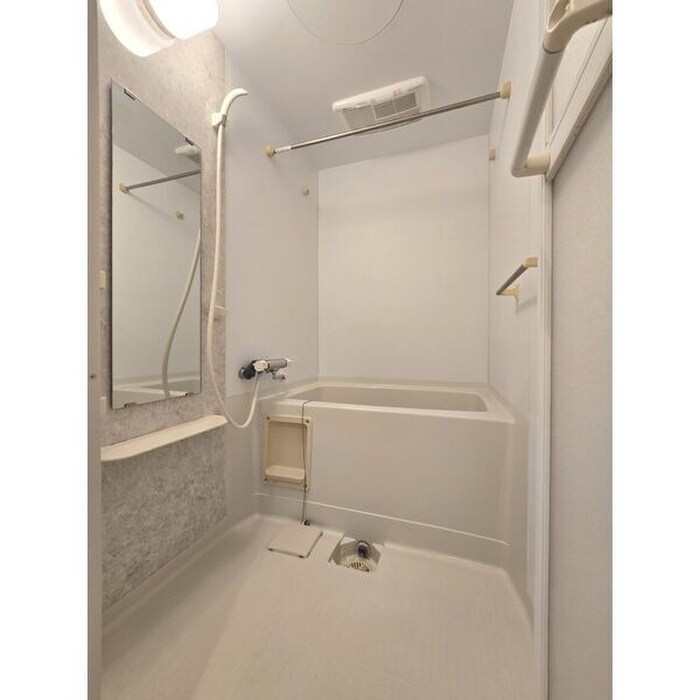 物件内観写真8　(バス／シャワールーム等)