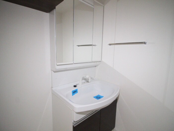 物件内観写真11　(洗面)