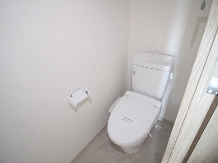 物件内観写真12　(トイレ)