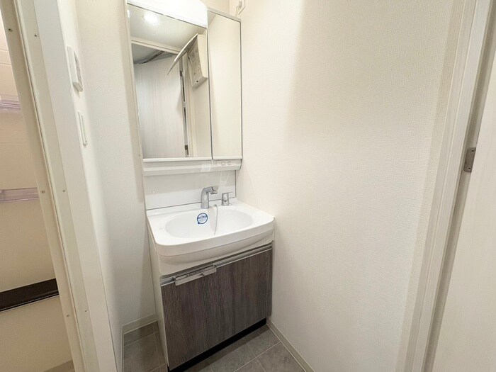 物件内観写真12　(洗面)