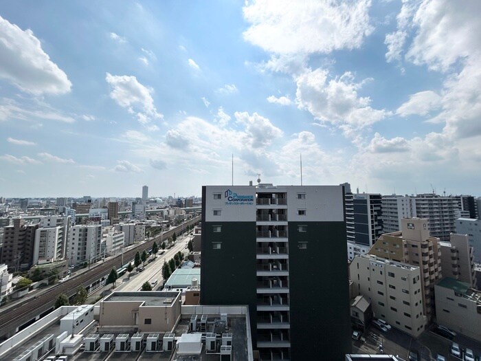 物件内観写真15　(室内からの展望)