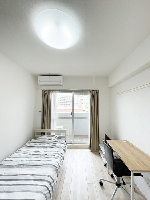 物件内観写真9　(居室)