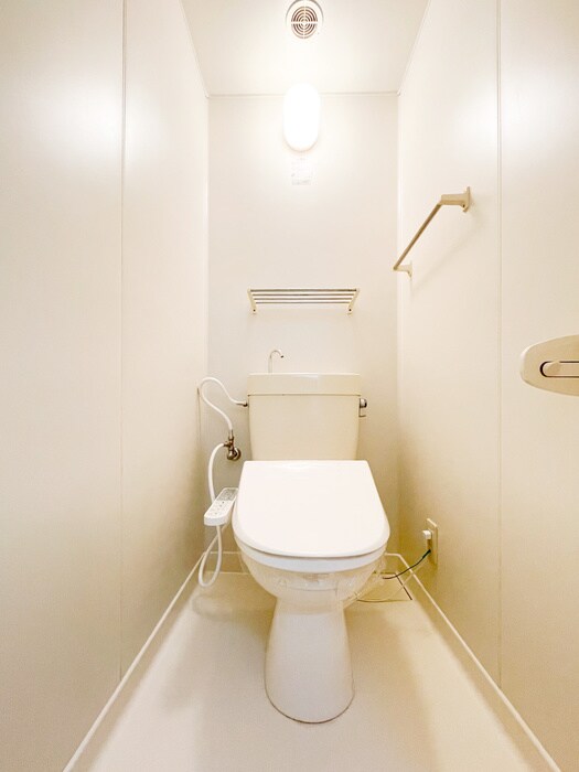 物件内観写真12　(トイレ)