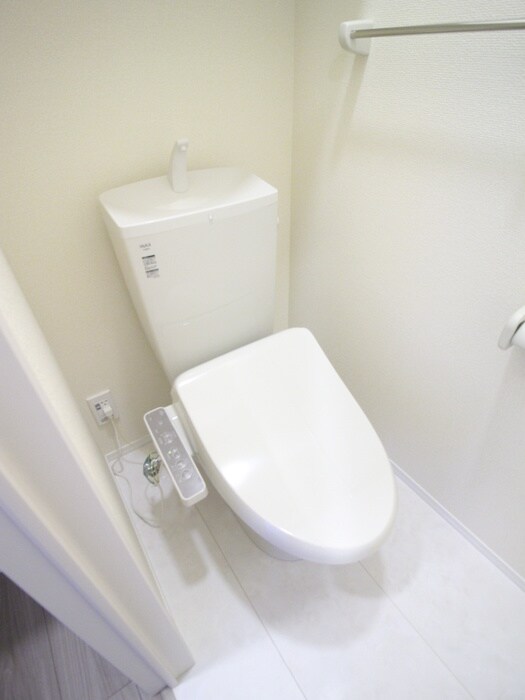 物件内観写真12　(トイレ)