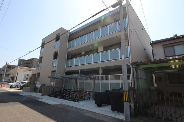 物件外観写真2　(外観写真)