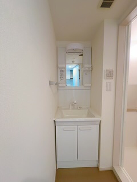 物件内観写真13　(洗面)