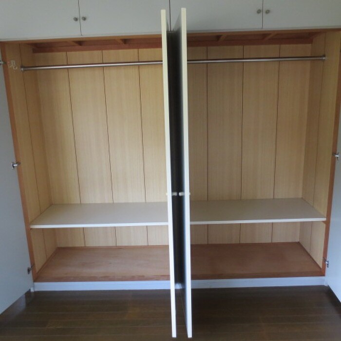 物件内観写真16　(収納)