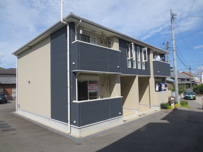 リヴィエ－ルの物件外観写真