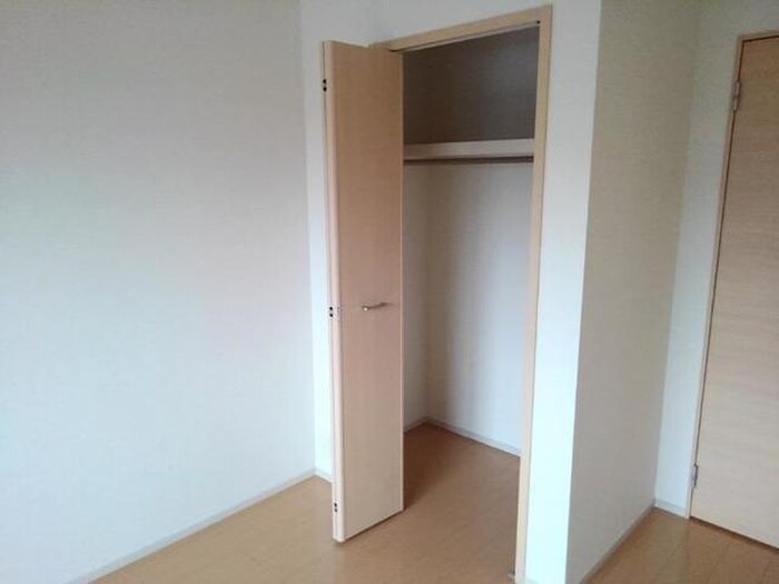 物件内観写真16　(収納)