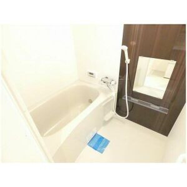 物件内観写真8　(バス／シャワールーム等)