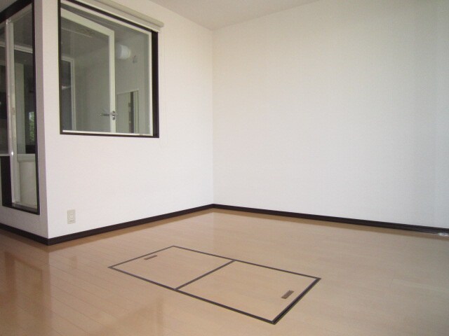 物件内観写真13　(居室)