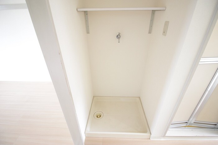 物件内観写真17　(洗濯機置場)