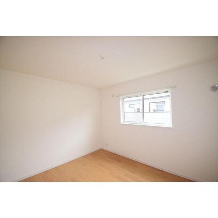 物件内観写真5　(居室)