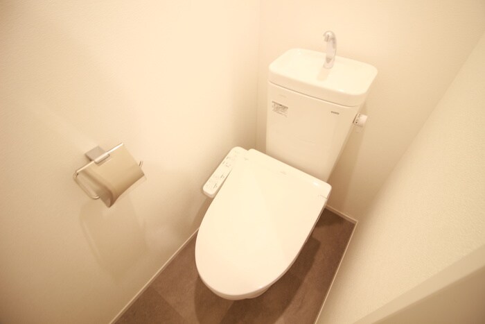 物件内観写真12　(トイレ)