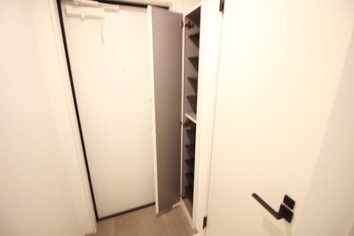 物件内観写真16　(靴箱)