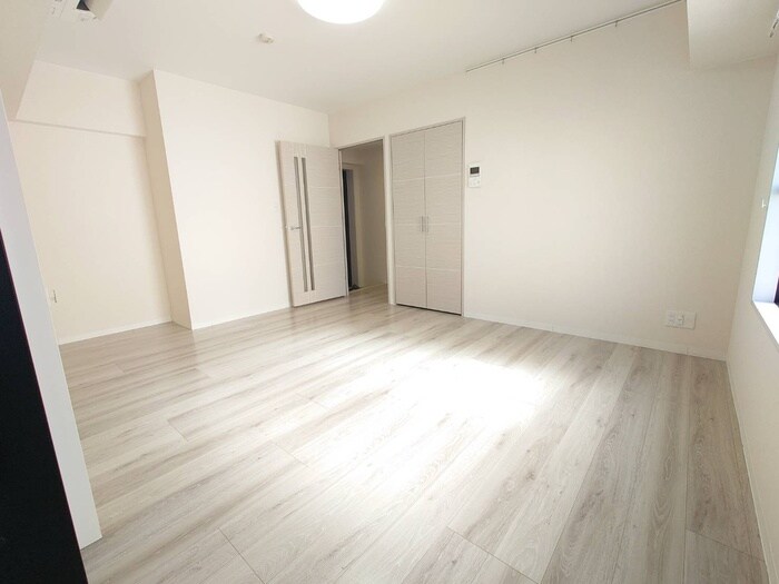 物件内観写真6　(居室)