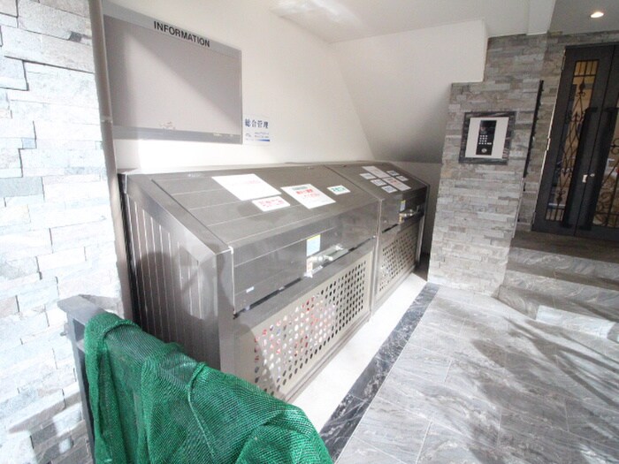 物件外観写真4　(建物設備)