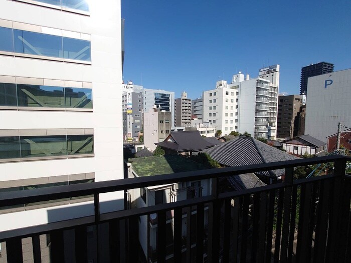 物件内観写真15　(室内からの展望)