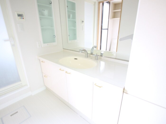 物件内観写真11　(洗面)