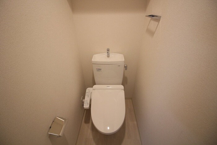 物件内観写真16　(トイレ)