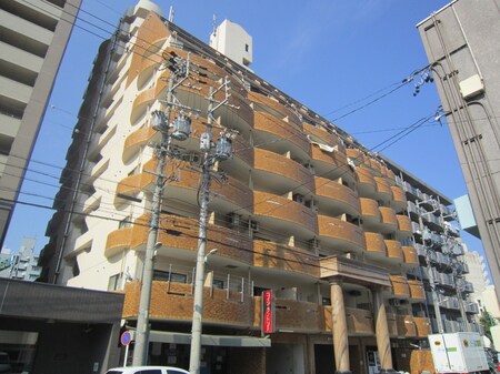 岩井橋ロイヤルハイツ外観写真