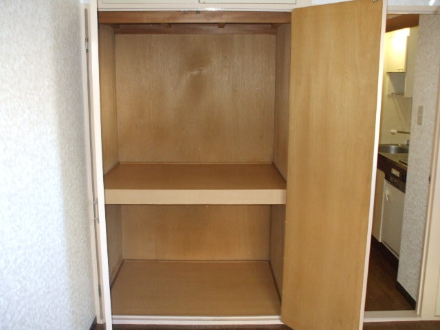 物件内観写真11　(収納)