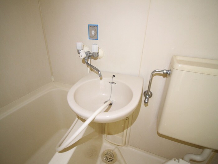 物件内観写真12　(洗面)