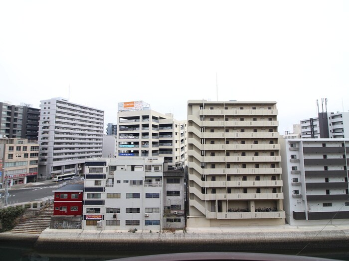 物件内観写真21　(室内からの展望)