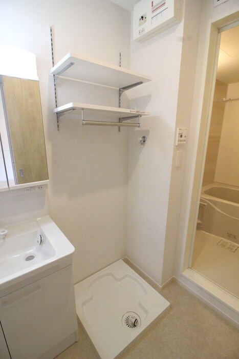 物件内観写真17　(洗濯機置場)