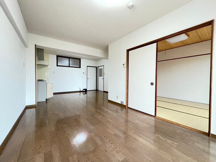 物件内観写真8　(居室)