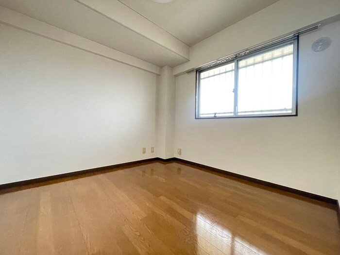 物件内観写真18　(居室)