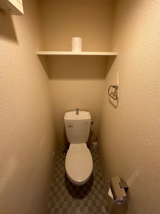 物件内観写真13　(トイレ)