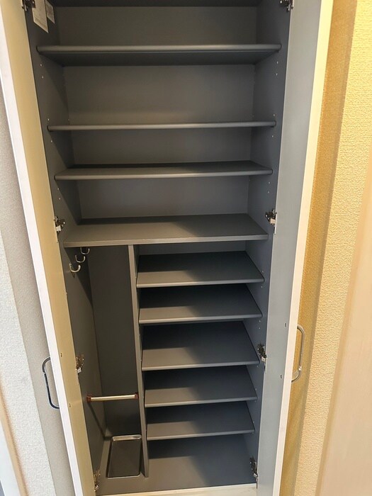 物件内観写真19　(靴箱)