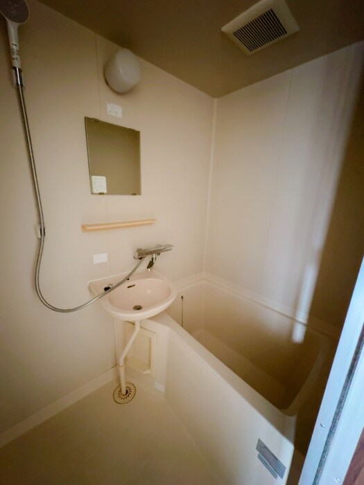 物件内観写真11　(バス／シャワールーム等)