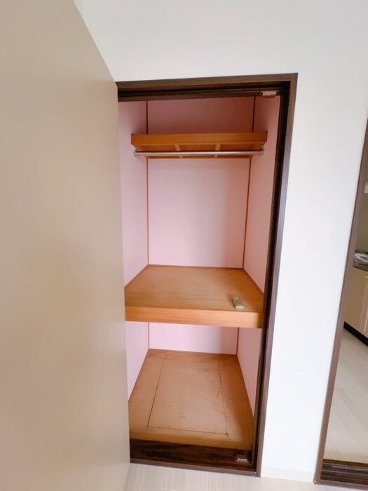 物件内観写真17　(収納)