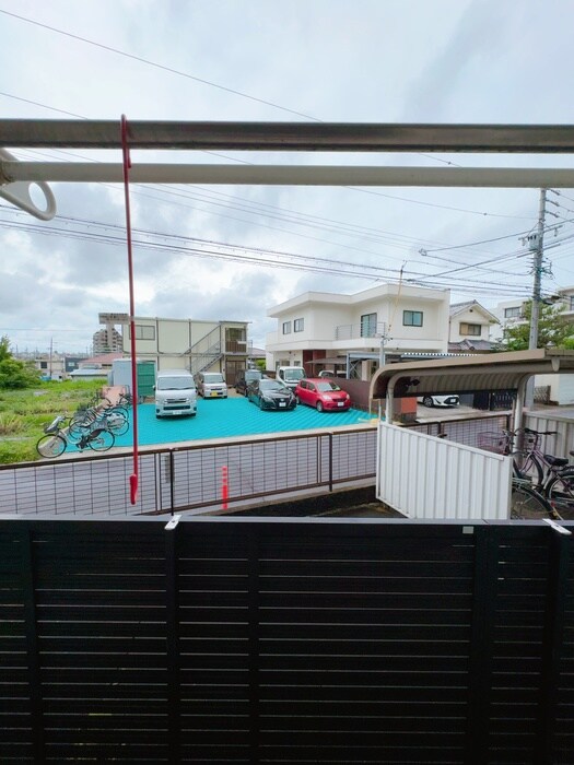 物件内観写真18　(室内からの展望)